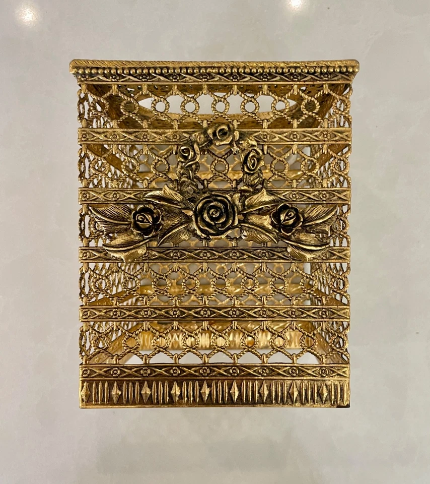 Vintage Hollywood Regency Filigree Gold Metal Tissue Box Cover MCM Ormolu - Image 3 of 4