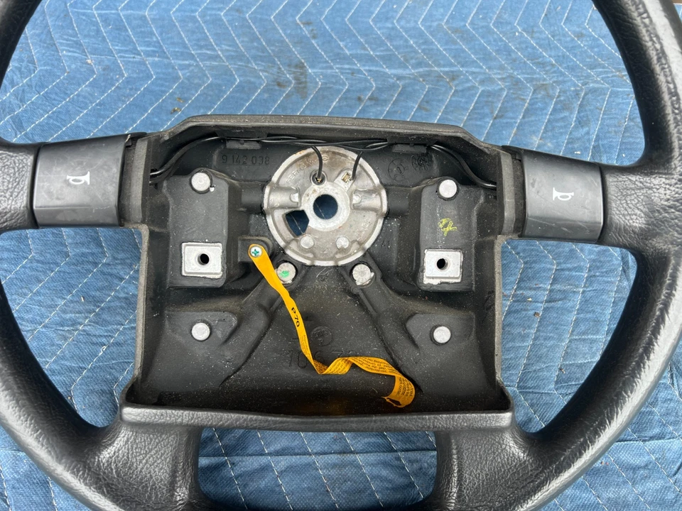 Conjunto de volante Volvo 940 740 1992-1995 con botón de bocina OEM #3246EM Foto 4 de 4