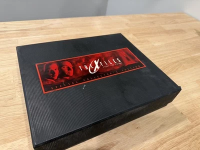 Akte X Kampf der Zukunft Special Collector's Edition VHS Box Set (1998) - Bild 1 von 4