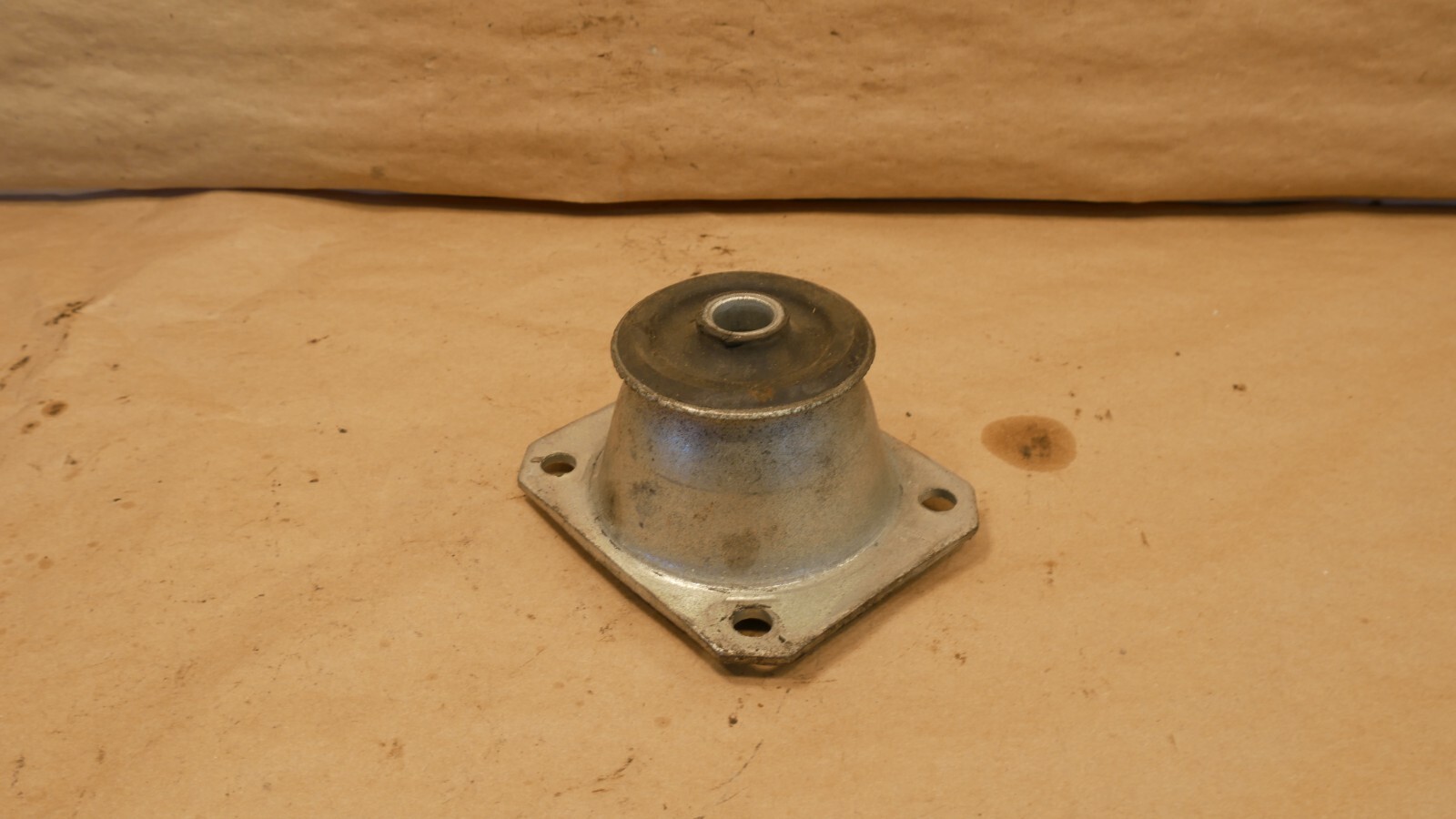 Ferrari 512M TR Testarossa Gearbox Engine Mount OEM PN 155454