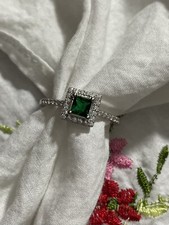 Sterling Silver 925 with Green And Clear Cubic Zirconia Ring Size 6.5