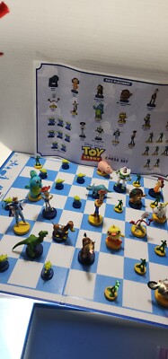 Disney Pixar: Toy Story: Collector's Chess Set Jessie Buzz Woody