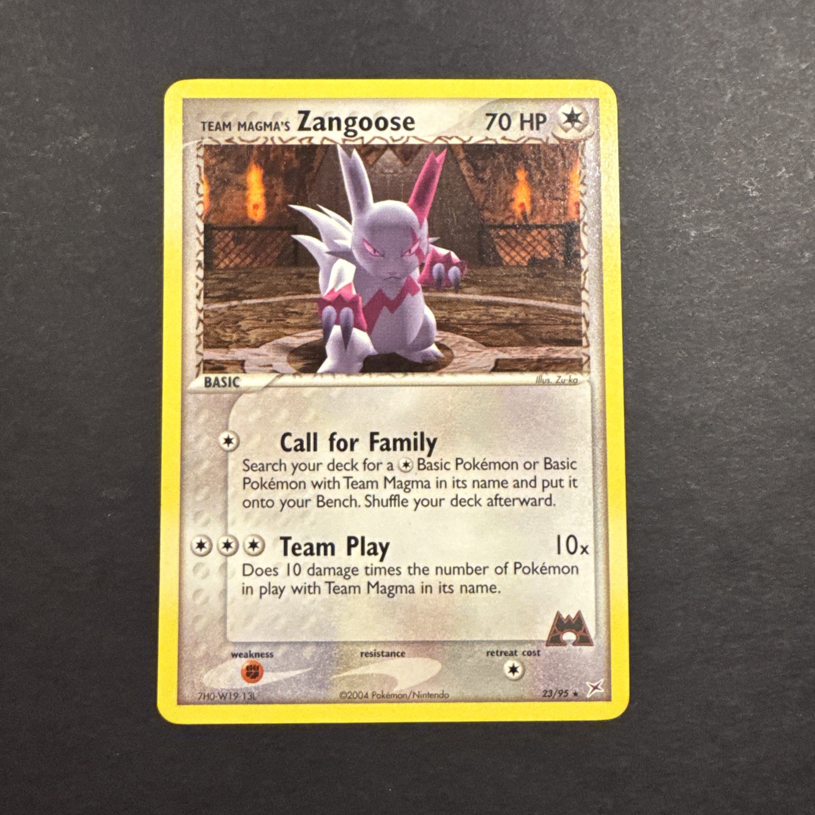 Team Magma's Zangoose #23 Rare Non Holo Pokemon Team Aqua Magma 2004 NM/LP