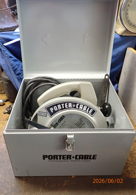 USA PORTER CABLE 315-1  CIRCULAR SAW W/ CASE, WRENCHES AND EDGE GUIDE