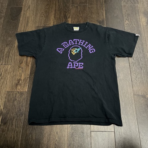 Camiseta universitaria clásica BAPE púrpura grande | A Bathing Ape - Imagen 2 de 9