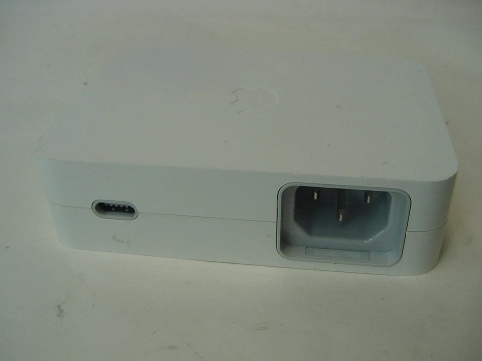 ADAPTADOR DE ENERGIA APPLE CINEMA DISPLAY 65W A1096 - SEM CABO DE ALIMENTAÇÃO INCLUÍDO - Imagem 3 de 3