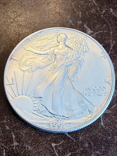 US Mint 1992 American Silver Eagle 1oz Bullion Coin (new capsule) - lot 62