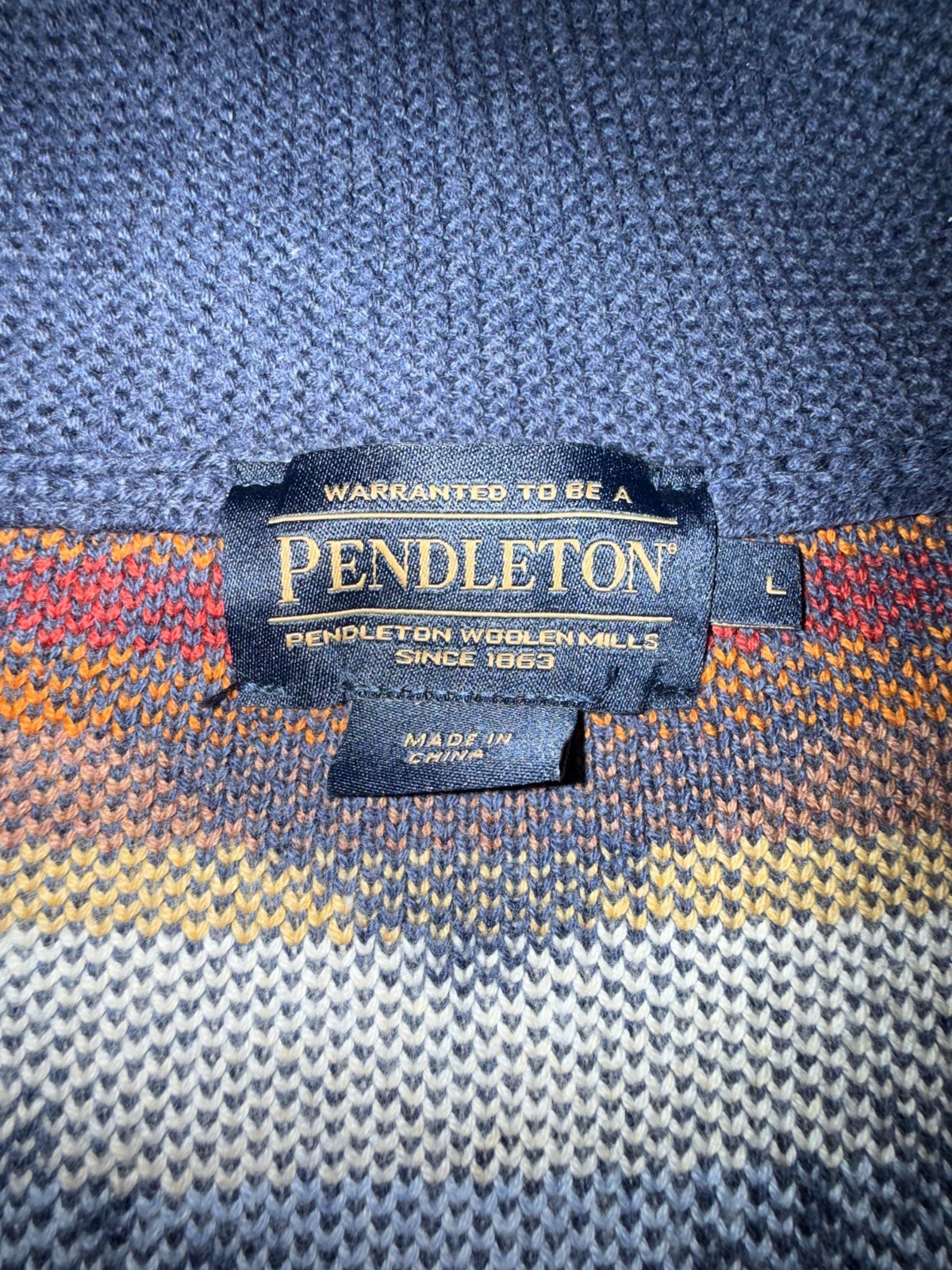 Authentic ""OG"" PENDLETON Aztec Pattern Button D… - image 3