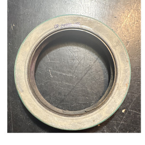 Chicago rawhide Radial Shaft Oil Seal #24988 (1) new
