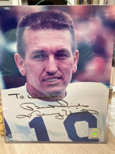johnny unitas autographed 8x10. free shipping