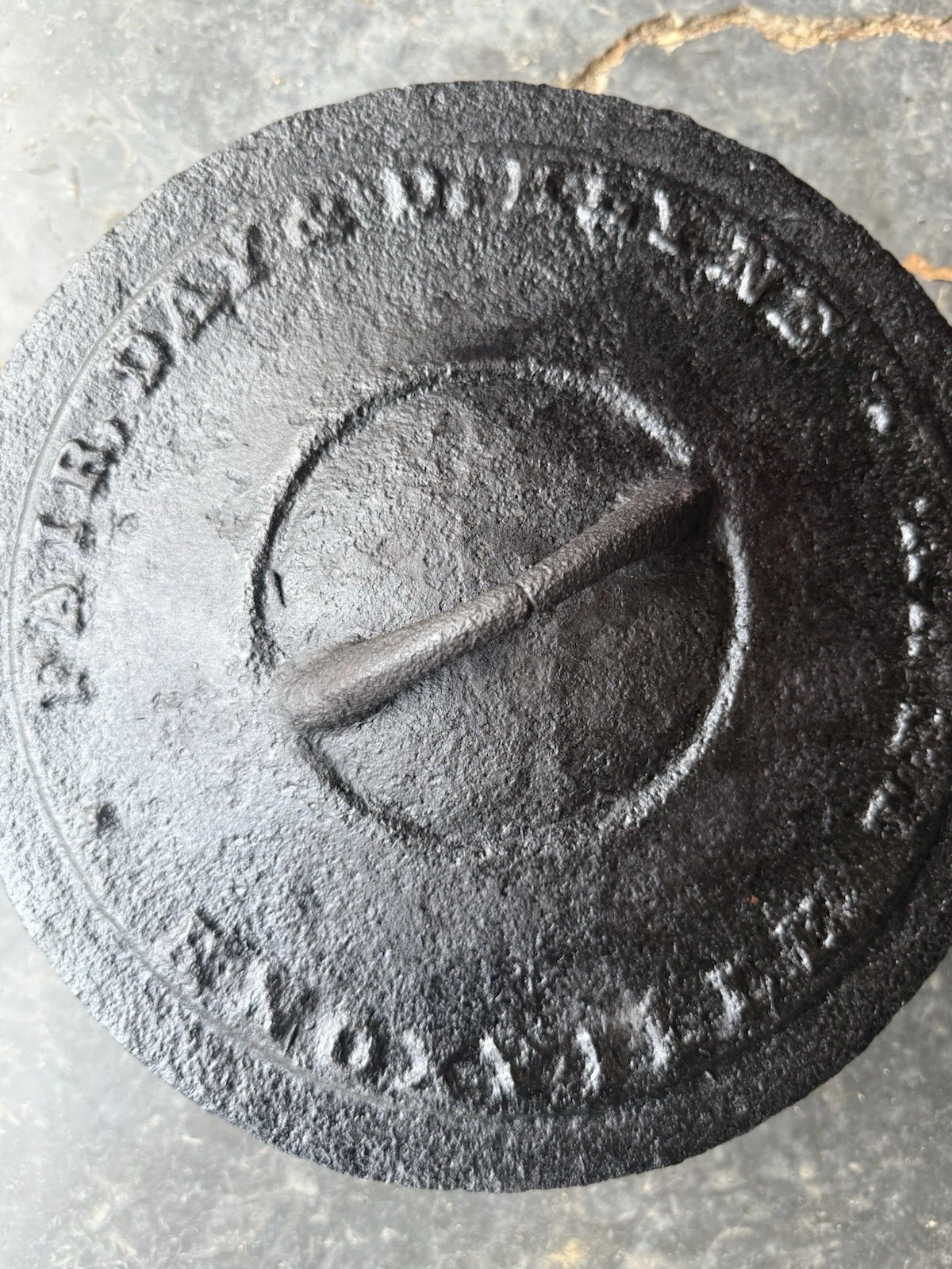 Antique Fair Day & DeKlyne Cast Iron Footed Dutch Oven Skillet Rare