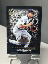 1998 Leaf Fractal Foundation - Gold Leaf Star Alex Rodriguez #165 Fractal... e42