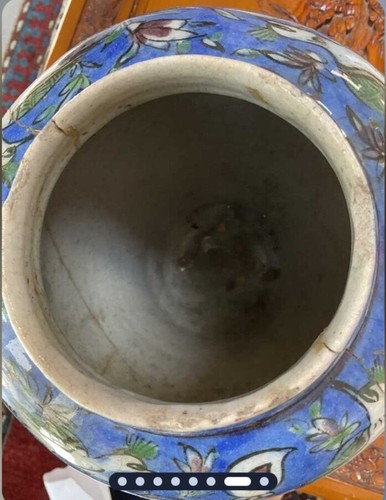 Antique Persian Vases - set of two large & small - Picture 7 of 7