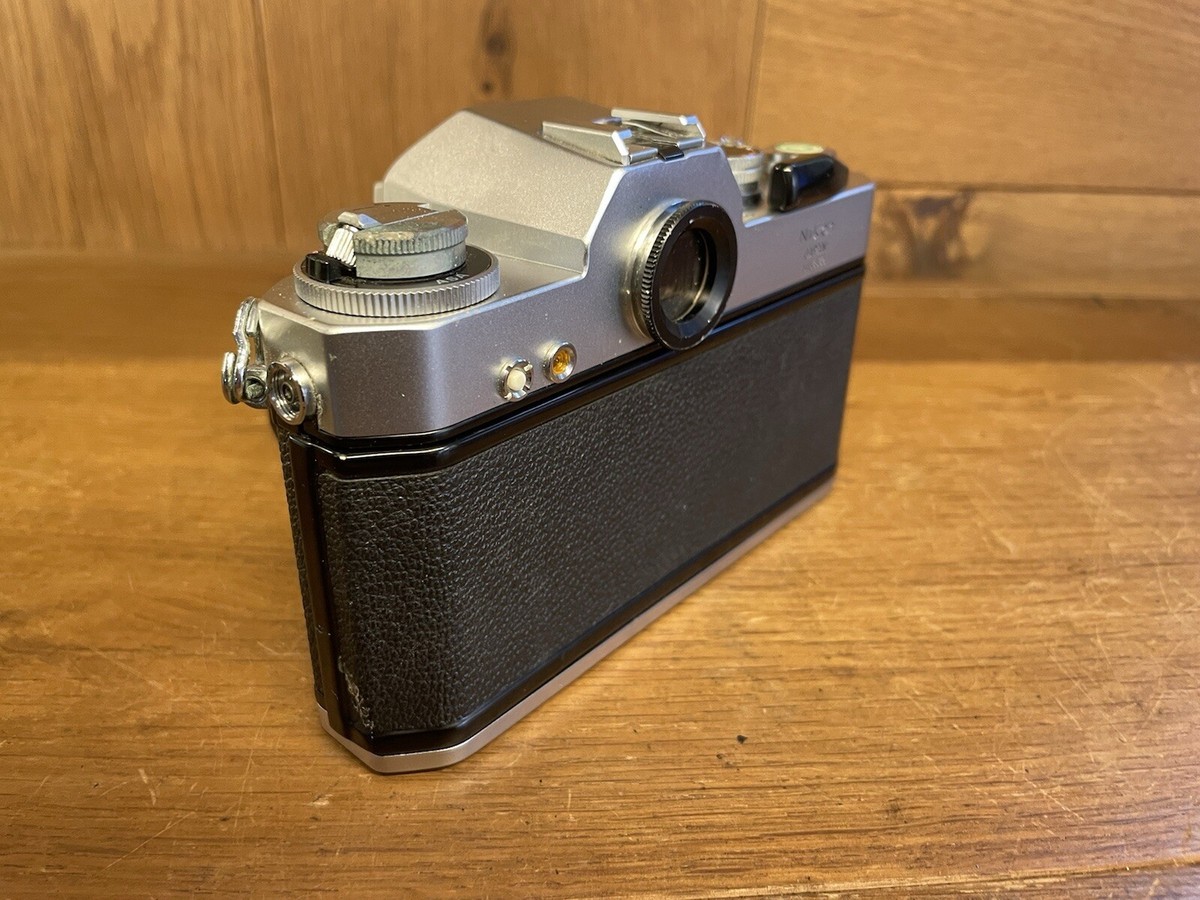 Near Mint* Nikon Nikomat EL Film Camera Nikkor H.C Auto 50mm