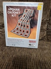 Vtg Modern Granny Afghan Crochet Kit 7048 National Yarn Crafts Made in USA 