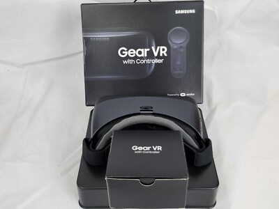 その他 SAMSUNG - Gear VR with Controller SM-R324 Samsung Gear VR SM-R324 With Controller - Complete - Powered by