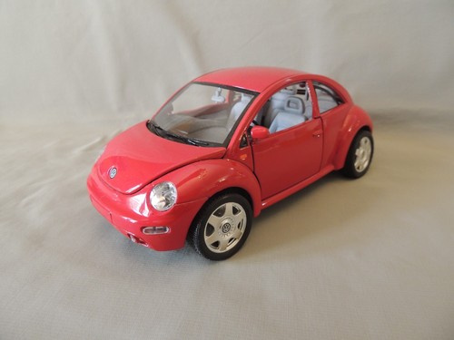 Bburago Volkswagen metal car New Beetle 1998 Italy 1/18 - Picture 3 of 18