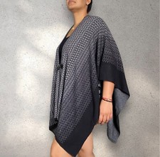 Croft  Barrow Shawl Cape Poncho Size L/XL Black White Geo Buckle Hardware