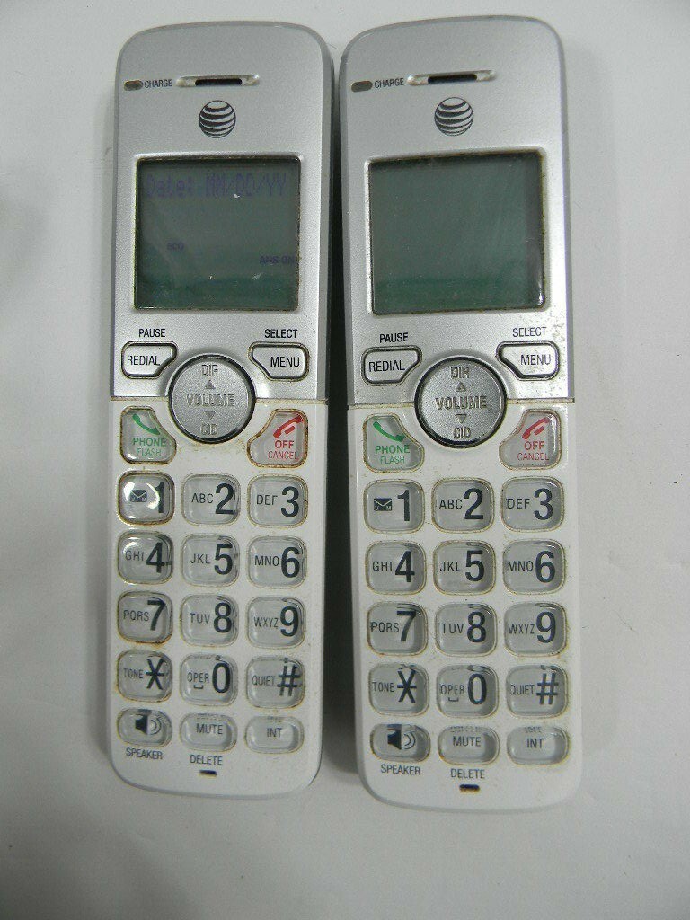 2 AT&T Cordless Phones With Charging Base Model EL52203 eBay