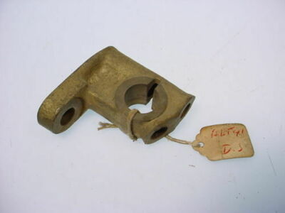 Rocker Pedestal Fits Austin A40 NOS   ALT41