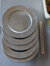 Ashland Silver Plastic Charger Plates Set of 5 Decorative Table Decor 13