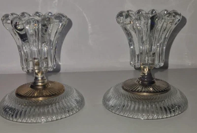 🕯️ Paire de bougeoirs vintage en verre moulé et métal doré – Années 50/70 - Photo 1/4