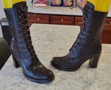 Women's Charles David Boots Brown Leather Lace Up Granny Combat Size 9.5 Vintage
