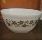 PYREX 402 White Milk Glass Spring Blossom Floral Mixing Bowl Microwave Safe