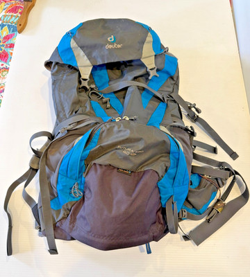 Deuter Futura Pro 40 SL Aircomfort Variflex Backpack