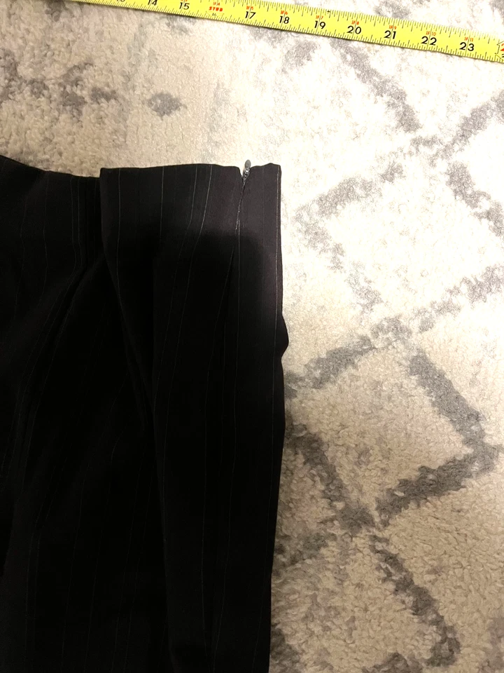 Women's Briggs Petite Size 12P Dark Brown Dress Pants Wide Pinstripes Stretch - Image 3 of 4