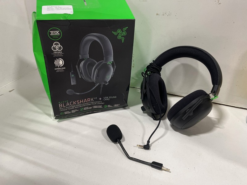 Razer BlackShark V2 Over the Ear Gaming Headset - Used