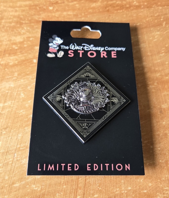 NEW Disney Cruella De Vil Pin - 101 Dalmatians - Shades of Evil Pin – LE 250