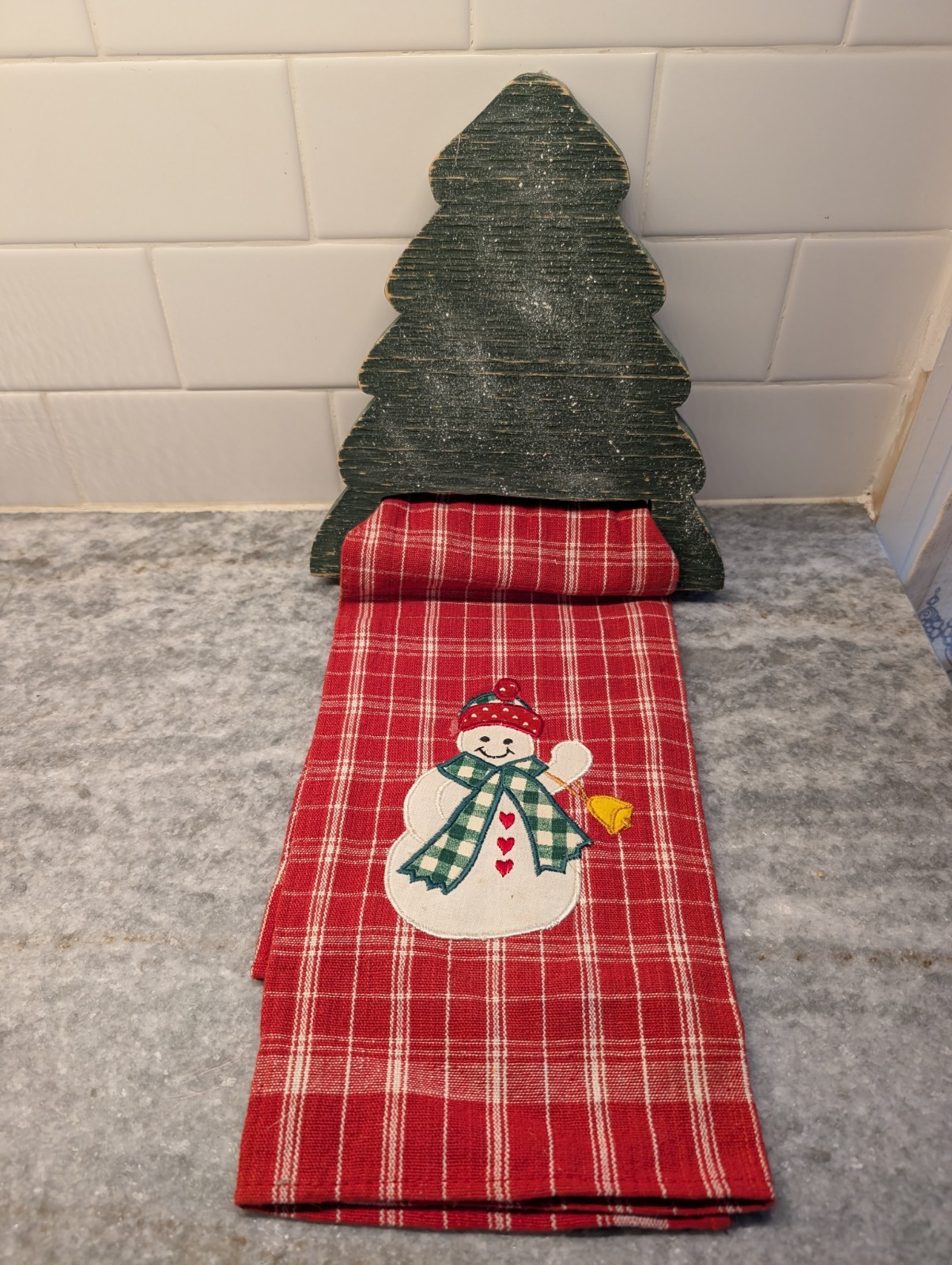 Holder With Towel