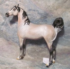 GORGEOUS DAPPLE GREY ARTIST'S RESIN HORSE
