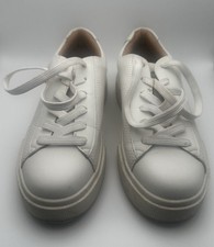 Steve Madden Stash Sneakers Women's Size 7M Lace Up White Perforated Platform