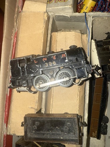 Trix Twin Three-Rail Track LNER Engine And Rolling Stock Bundle OO Gauge 1950s - Photo 3 sur 23