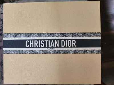 Original Dior Addict Lippenbalsam plus Geschenkbox tolles Geschenk!