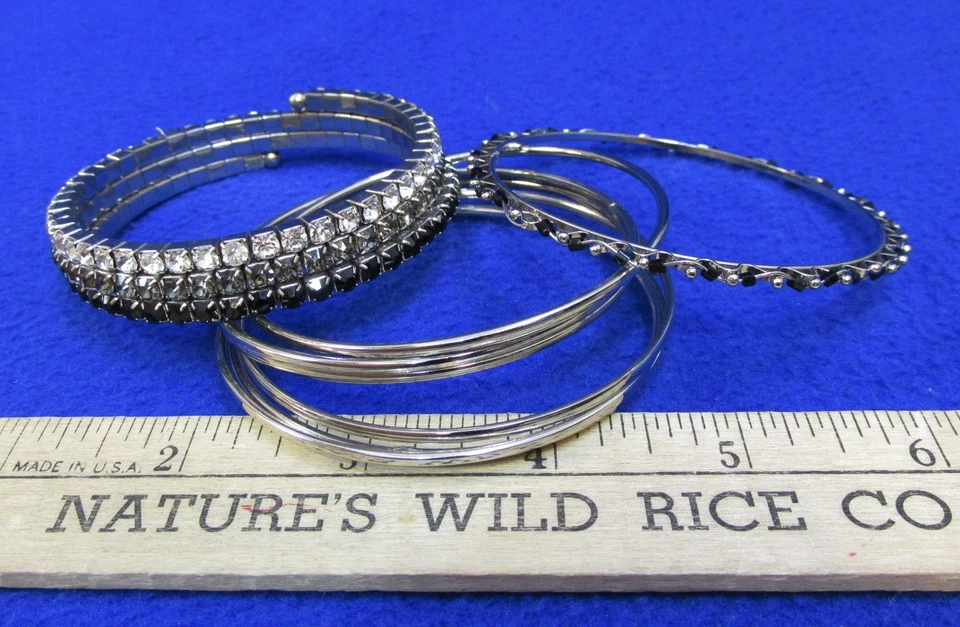 Joyería Collar con Cuentas de Plástico Tonificado Negro y Plata Pulseras Brazaletes Lote 4 Foto 4 de 4