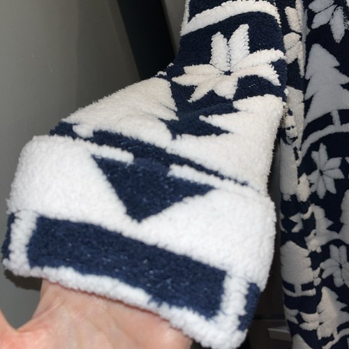 VERA BRADLEY Snowflake ROBE Soft Cozy Jacquard FLEECE Star Intarsia $89,NO BELT - Picture 4 of 12