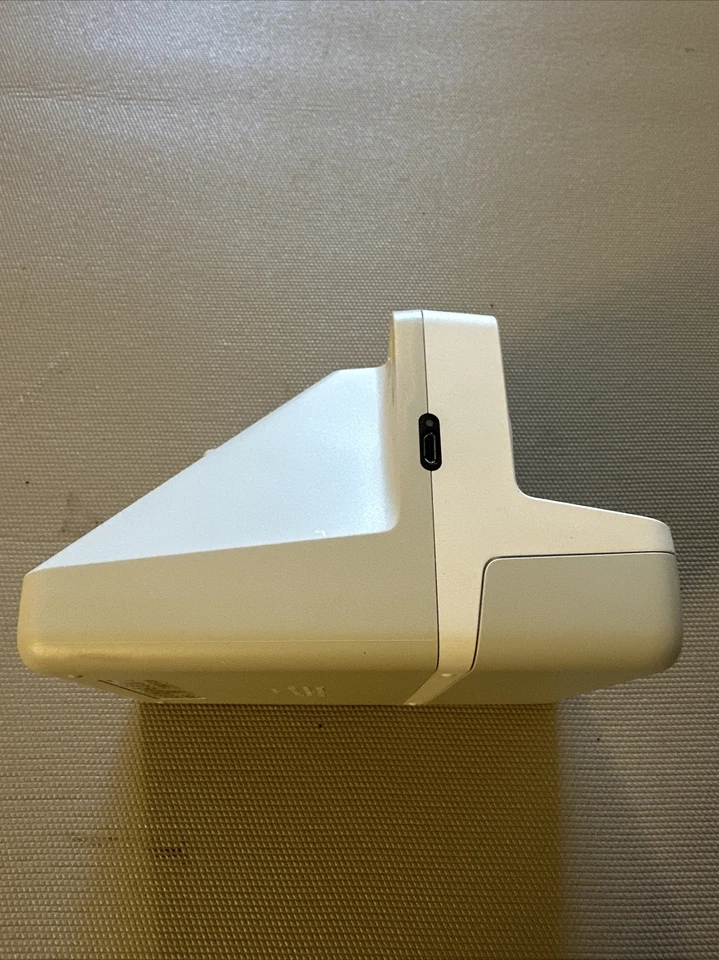 Polaroid Now I-Type Instant Camera UNTESTED - Image 3 of 4