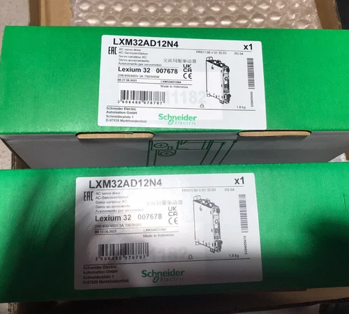 1 Stück Schneider LXM32AD12N4 SPS-Modul LXM32AD12N4 Neu im Karton Schneller Versand - Bild 1 von 2