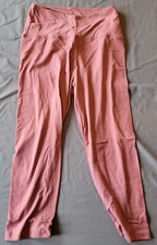 LEGGINGS FOR WOMEN BLUSH CAPRI SMALL/MEDIUM NEW WITH TAGS