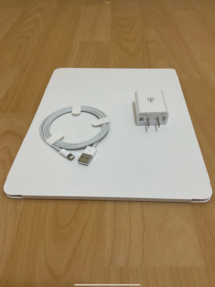 New Original Genuine Tmobile Apple Iphone 14 & Pro Max Series OEM wall Charger - Image 4 of 4
