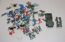 Lot Of Plastic Army Men Soldiers  Cowboys  Indians