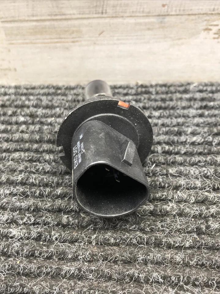 NOS Eiko 9007 车头灯灯泡-ES 适合图表上列出的车辆 — 第 2/4 张图片