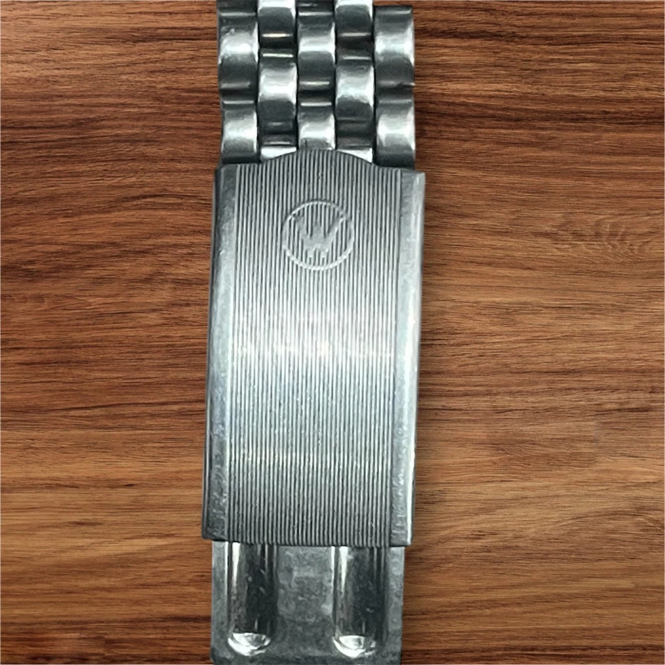 west end vintage fluted bazel T5045 /5635 32mm unisex watch - Image 4 of 4