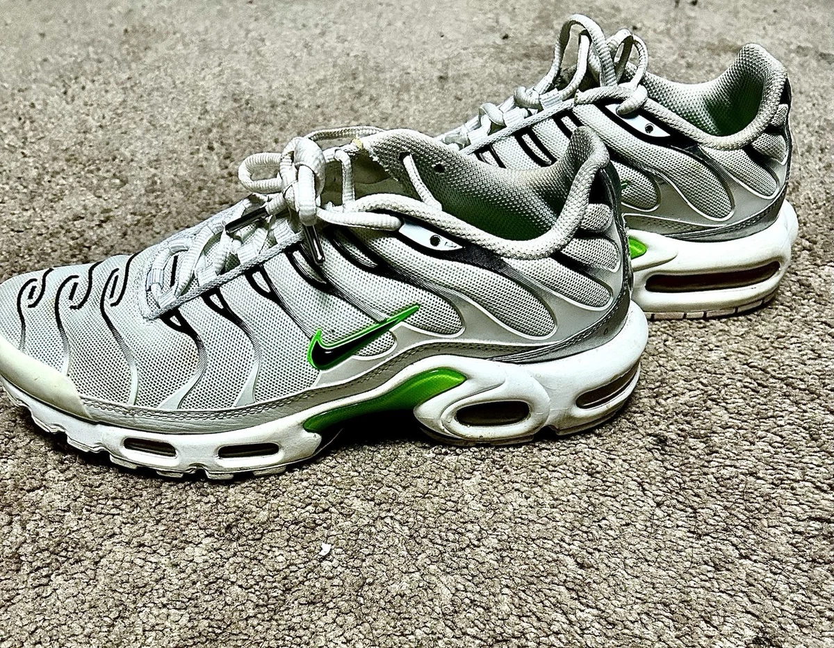 Preços baixos em Nike Air Max Plus Black White W | eBay