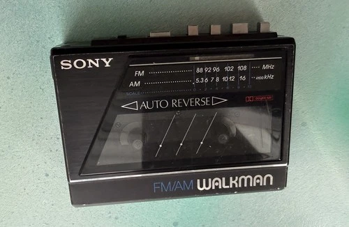 Sony FM/AM Walkman Auto Reverse Dolby NR Portable Cassette Player Black