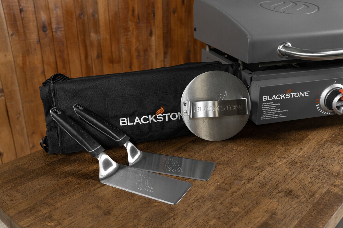 Blackstone 2407 17in Tabletop Griddle Bundle, Gray/Gunmetal