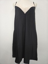 FLORA NIKROOZ Women's M Heart Lace Trim Nightgown NWT Satin Feel T-back Chemise